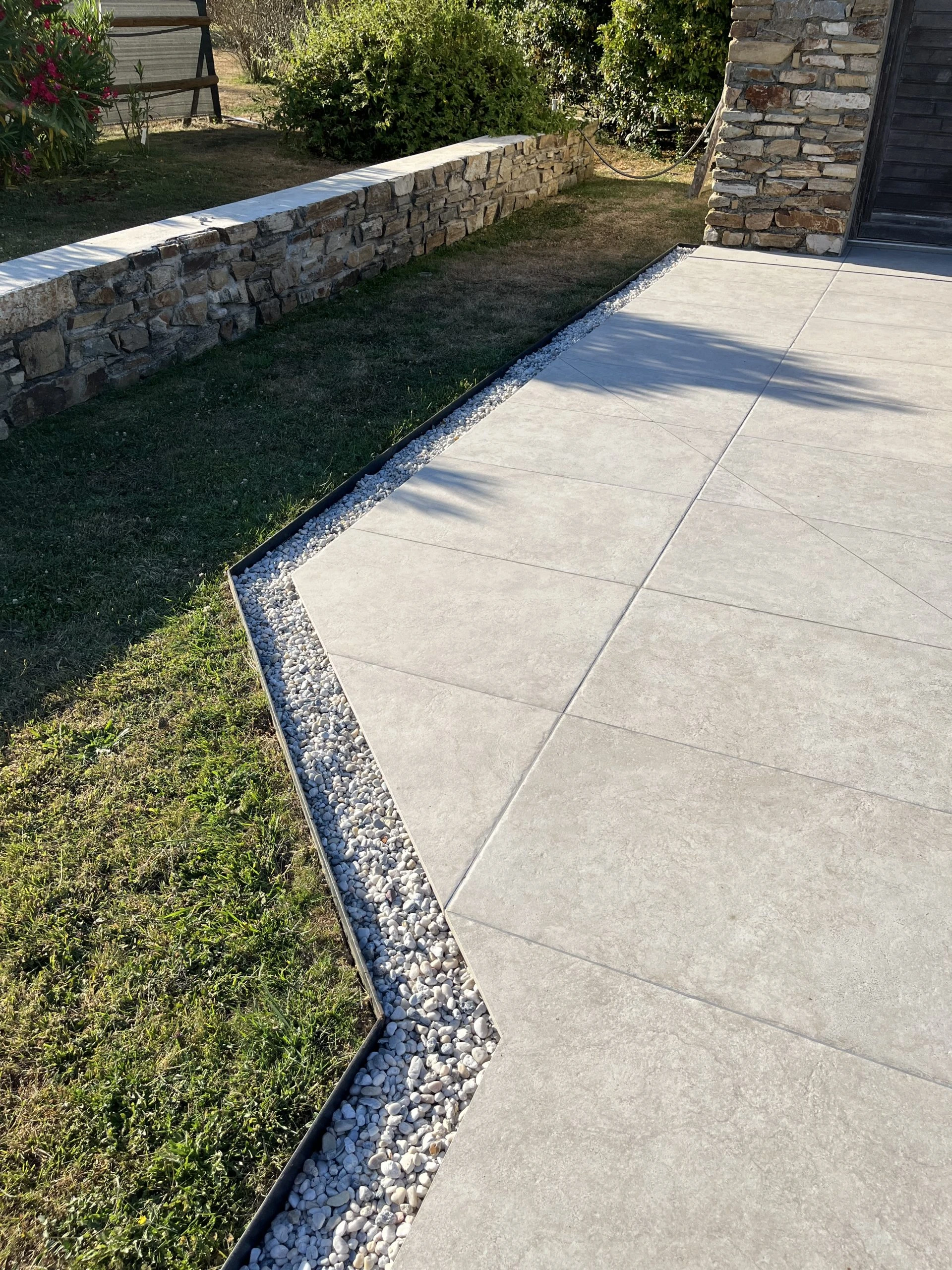 carrelage-exterieur-realisation-herbert-damien-challans-85300 (7)